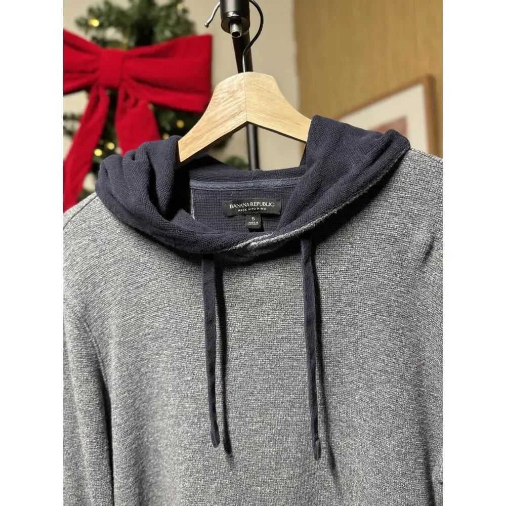 Banana Republic Men's Gray Hoodie Sweatshirt with Navy Hood